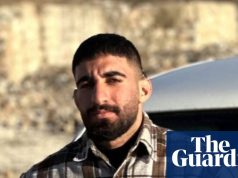 सर्वोच्च नेता की तस्वीर जलाने वाले ईरानी कार्यकर्ता की मौत, मचा हाहाकार | ईरान