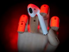 एआई-जनरेटेड बिलबोर्ड-चार्टिंग ‘कलाकार’ ज़ानिया मोनेट क्रिएटर ने बैकलैश से संगीत का बचाव किया