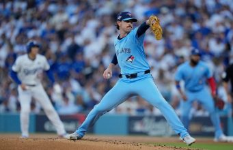 शेन बीबर का त्वरित चयन टोरंटो ब्लू जेज़ की एकजुटता को दर्शाता है