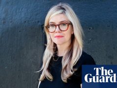 एम्मा बार्नेट का कहना है कि 38 वर्ष की उम्र में पेरिमेनोपॉज़ के बाद उन्हें ‘ ठगा गया, लूटा गया’ महसूस हुआ रजोनिवृत्ति