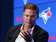 ब्लू जेज़ बो बिचेट की वापसी के लिए स्थिति बचाने पर 1 शब्द का जवाब देते हैं