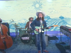 शनिवार सत्र: डेनियल डोनाटो के कॉस्मिक कंट्री ने “अदर डाइमेंशन” का प्रदर्शन किया