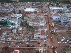 शक्तिशाली बवंडर ने ब्राजील के शहर को तहस-नहस कर दिया, जिसमें कम से कम 6 लोगों की मौत हो गई और सैकड़ों घायल हो गए