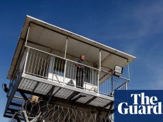 इज़राइल की भूमिगत जेल, जहाँ फ़िलिस्तीनियों को बिना किसी आरोप के रखा जाता है और उन्हें कभी दिन का उजाला नहीं दिखता इजराइल