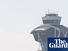 ट्रम्प प्रशासन ने चेतावनी दी है कि शटडाउन से अमेरिकी हवाई क्षेत्र को बंद करना पड़ सकता है | अमेरिकी संघीय सरकार शटडाउन 2025