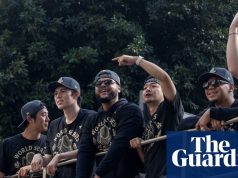 डोजर्स द्वारा विश्व सीरीज में दूसरी जीत हासिल करने के बाद एलए जश्न में डूब गया | लॉस एंजिल्स