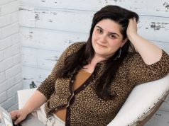 एकल माँ ने अपने तलाक के बाद से 6 वर्षों में किसी को भी चूमा नहीं है