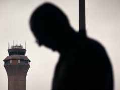 NYC ने स्टाफ की कमी के कारण नेवार्क में कई घंटों की देरी की चेतावनी दी,