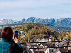 फ़ेल्डकिर्च में करने योग्य चीज़ें: महल, बाज़ार। अल्पाइन दृश्य