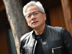 जेन्सेन हुआंग ने यूएस-चीन टेक रेस के बारे में चेतावनी जारी कर दी है