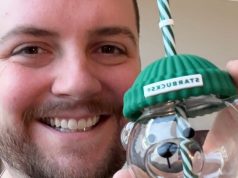 पूरी रात बाहर कैम्पिंग के बाद मैंने वायरल स्टारबक्स बियर कप खरीदा