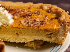 शेफ के अनुसार सर्वोत्तम डिब्बाबंद कद्दू का उपयोग + किन व्यंजनों से बचना चाहिए