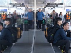 क्या आपकी उड़ान रद्द कर दी गई थी? हमें अपनी यात्रा के दुःस्वप्न के बारे में बताएं।