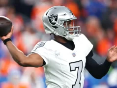 जेनो स्मिथ की चोट का अपडेट: रेडर्स क्यूबी को सप्ताह 10 में ब्रोंकोस से हार के दौरान जांघ में चोट लगी