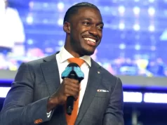 रॉबर्ट ग्रिफिन III का मानना है कि डियोन सैंडर्स को पर्याप्त सहानुभूति नहीं मिल रही है रॉबर्ट ग्रिफिन III का मानना है कि डियोन सैंडर्स को पर्याप्त सहानुभूति नहीं मिल रही है