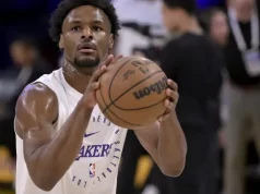 सीज़न की ख़राब शुरुआत के बाद लेकर्स लेखक ने ब्रॉनी जेम्स को नौ शब्दों का सख्त संदेश भेजा