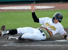 राष्ट्रीय स्तर पर 34 से अधिक खिलाड़ी नए अनुबंधों पर हस्ताक्षर करने के बजाय मुफ्त एजेंसी के लिए जा रहे हैं