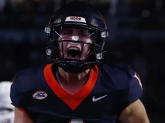 चैंडलर मॉरिस की चोट संबंधी अद्यतन: बड़ी हिट के बाद खेल छोड़ने के बाद वर्जीनिया क्यूबी पर नवीनतम समाचार