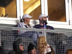 जेसन केल्स ने भविष्यवाणी की है कि उनकी पत्नी काइली उनके नाम पर ‘गंदी’ खुशबू रखेंगी