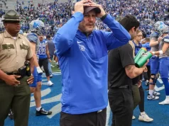 क्या अर्कांसस ने रयान सिल्वरफ़ील्ड को काम पर रखा था? मेम्फिस फुटबॉल कोच की वायरल फर्जी अफवाह टाइगर्स प्रशंसकों को धोखा दे रही है