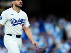 डोजर्स पिचर एलेक्स वेसिया ने बेटी की मौत की घोषणा की