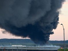 यूपीएस विमान दुर्घटना में मरने वालों की संख्या बढ़कर 13 हो गई है क्योंकि अधिकारियों ने कुछ पीड़ितों की पहचान शुरू कर दी है