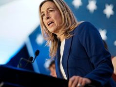 मिकी शेरिल बता रही हैं कि डेमोक्रेटिक पार्टी में इतनी अधिक “सावधानी” और “सामान्यता” क्यों है