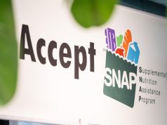 सुप्रीम कोर्ट ने ट्रम्प प्रशासन को लाखों अमेरिकियों को पूर्ण स्नैप भुगतान प्रदान करने के आदेश को अस्थायी रूप से रोक दिया