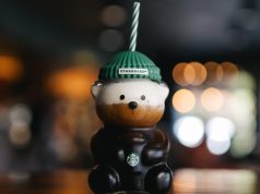 स्टारबक्स के हॉलिडे मेनू में $30 का “बियरिस्टा” मग शामिल है जो पहले से ही eBay पर $300 में पुनर्विक्रय हो रहा है