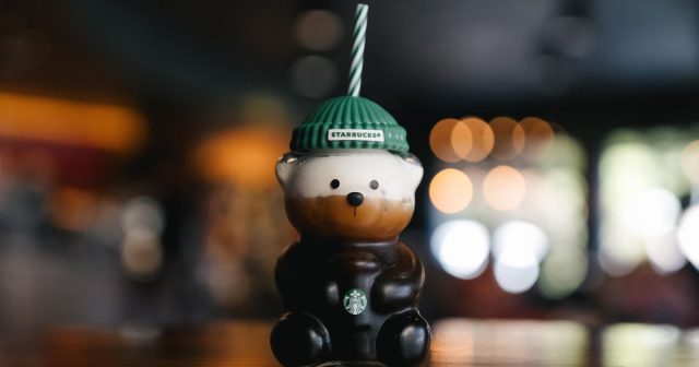 starbucks-glass-bearista-cold-cup.jpg