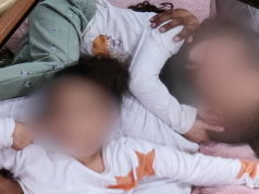 मेक्सिको में एक गैर-दस्तावेज मां हिंसा से भाग गई। अब उसे अपने बच्चों से अलग होने का डर है.